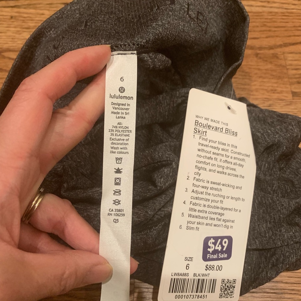 New! Lululemon Boulevard Bliss Skirt - Picture 8 of 8